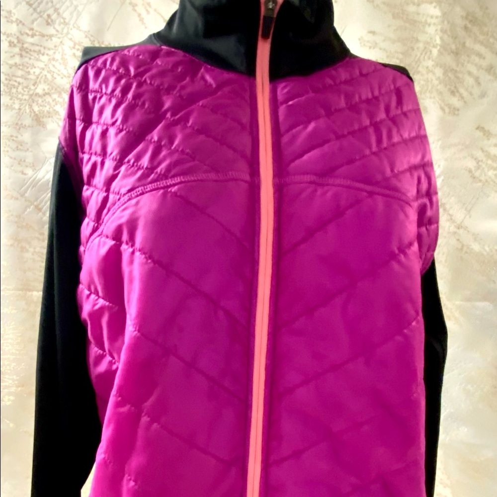 💞Quilted Workout 🏋️‍♀️ Jacket 🧥💞 - Picture 4 of 12